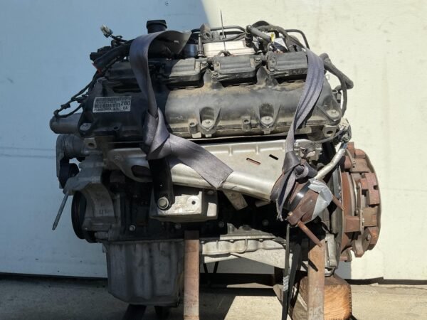 2014 Dodge Challenger Engine Assembly - Image 4