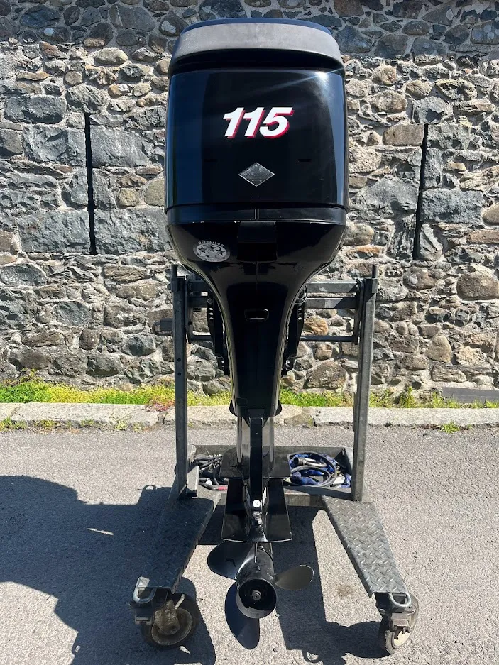 Used 115hp Mercury Optimax Outboard Xl shaf 2-stroke, direct injection remote control, PTT 2 Used 115hp Mercury Optimax Outboard Xl shaf 2-stroke, direct injection remote control, PTT