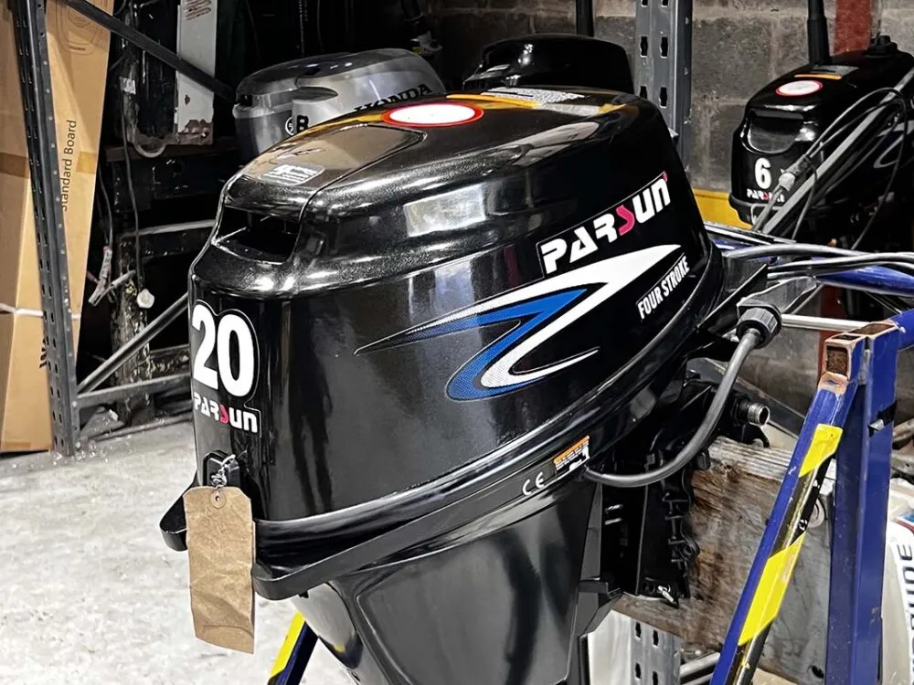 Used Evinrude 35HP Outboard Motor – Long Shaft, Tiller Control, Manual Start 4 Used 35hp Evinrude Outboard, Long Shaft Tiller Control Manual Start
