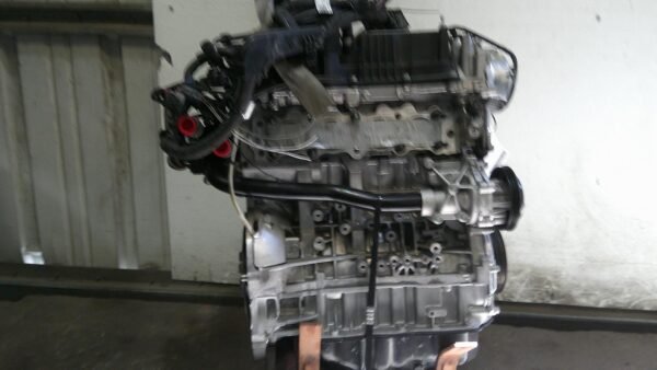 2020 Hyundai Santa FE Engine Assembly - Image 4