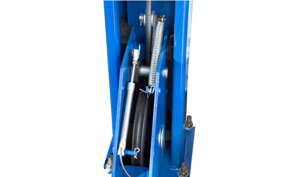 BendPak HDS-18E 18,000-lb. Capacity ALI Certified Standard Length Heavy-Duty Car Lift 6 BendPak HDS-18E 18,000-lb. Capacity ALI Certified Standard Length Heavy-Duty Car Lift
