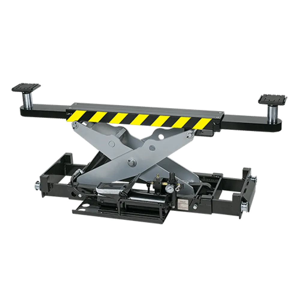 Challenger RJ6 6,000 lb. Air/Hydraulic Rolling Jack 1 Challenger RJ15 15,000 lb. Air/Hydraulic Rolling Jack
