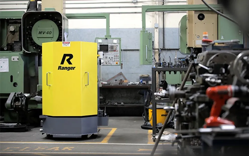 Ranger RS-750D Truck Spray Wash Cabinet 4 Ranger RS-750D Truck Spray Wash Cabinet