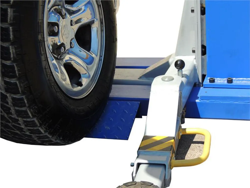 iDEAL MSC-6KLP 6,000 lb. Low Profile Mobile Single Post Lift 5 iDEAL MSC-6KLP 6,000 lb. Low Profile Mobile Single Post Lift