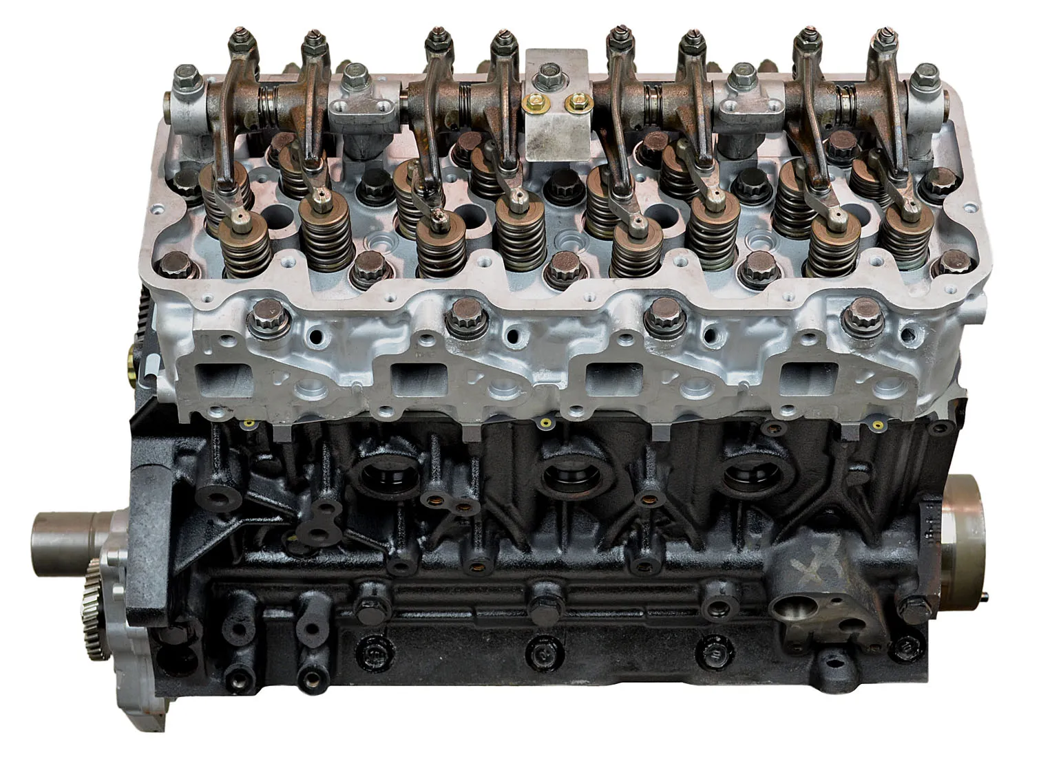 2004-2005 Chevy 6.6L Duramax LLY V8 Remanufactured Engine 2 Chevy 6.6L Duramax LLY V8 Remanufactured Engine – 2004-2005