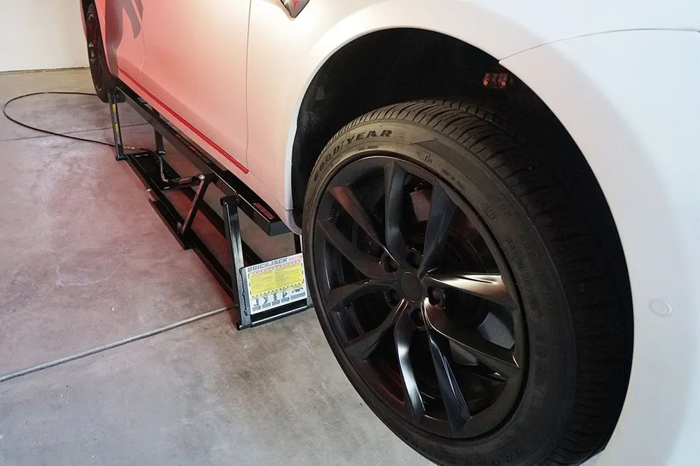 QuickJack 6000ELX 6,000 Lb. Capacity Super-Long Portable Car Lift